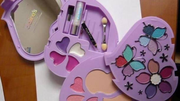Retiran un kit infantil de maquillaje de las tiendas por contener amianto