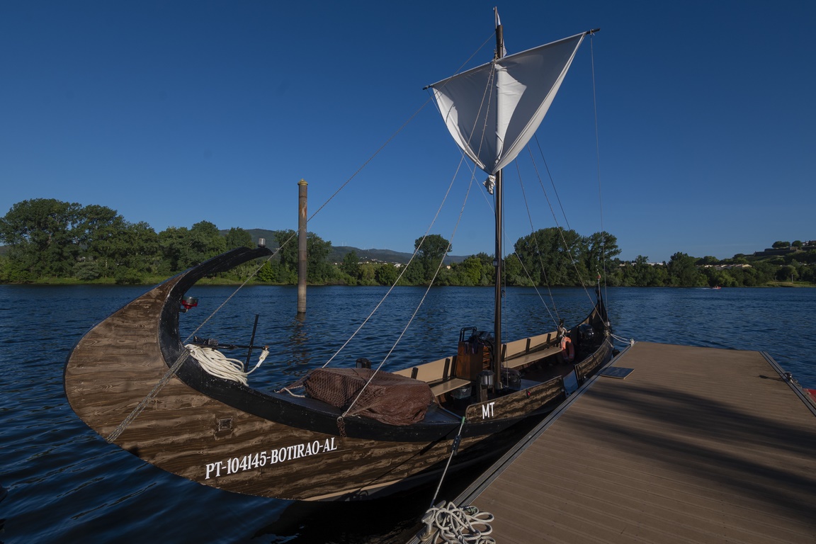 rio miño en barco